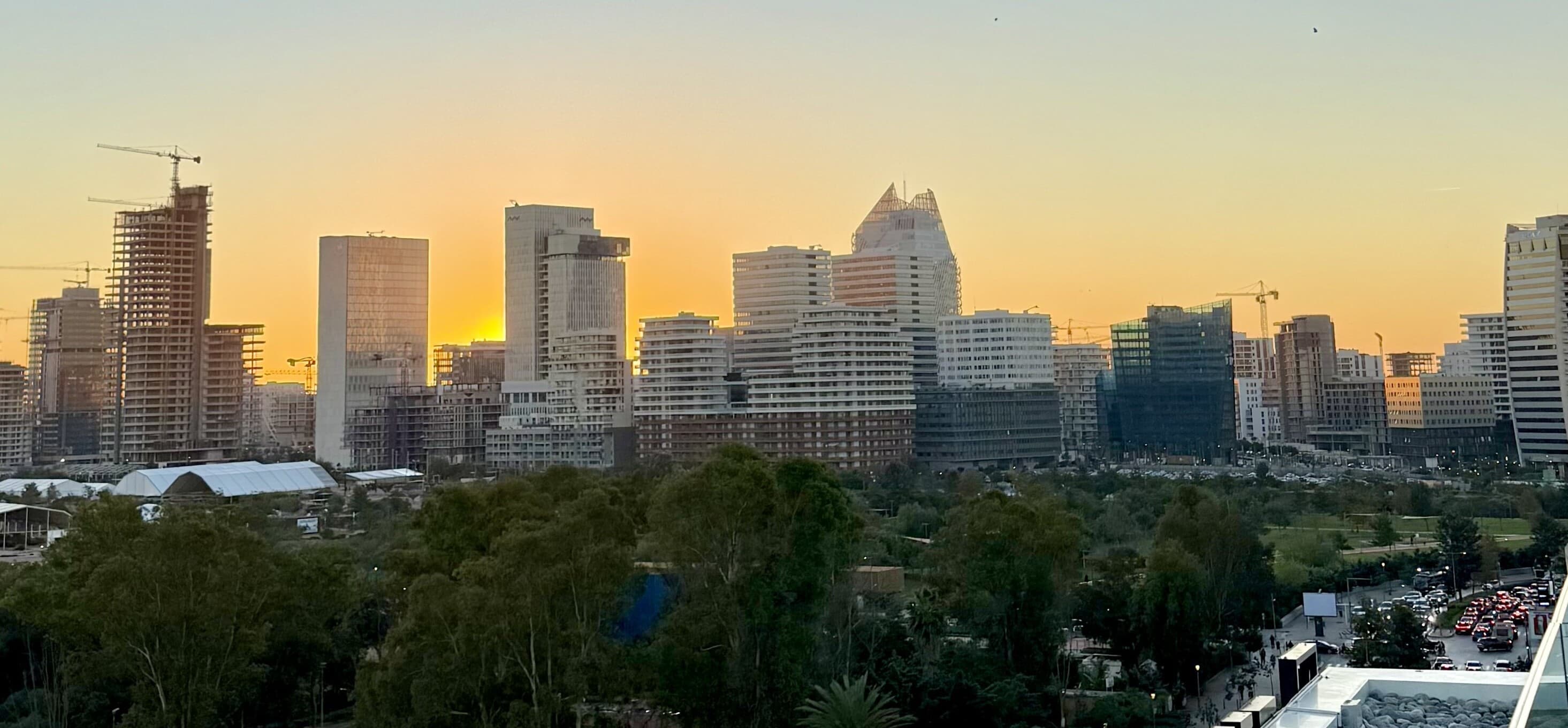 Photo: Chah.salah, CC0, via Wikimedia Commons (https://commons.wikimedia.org/wiki/File:Casa_finance_city_6_(cropped).jpg)