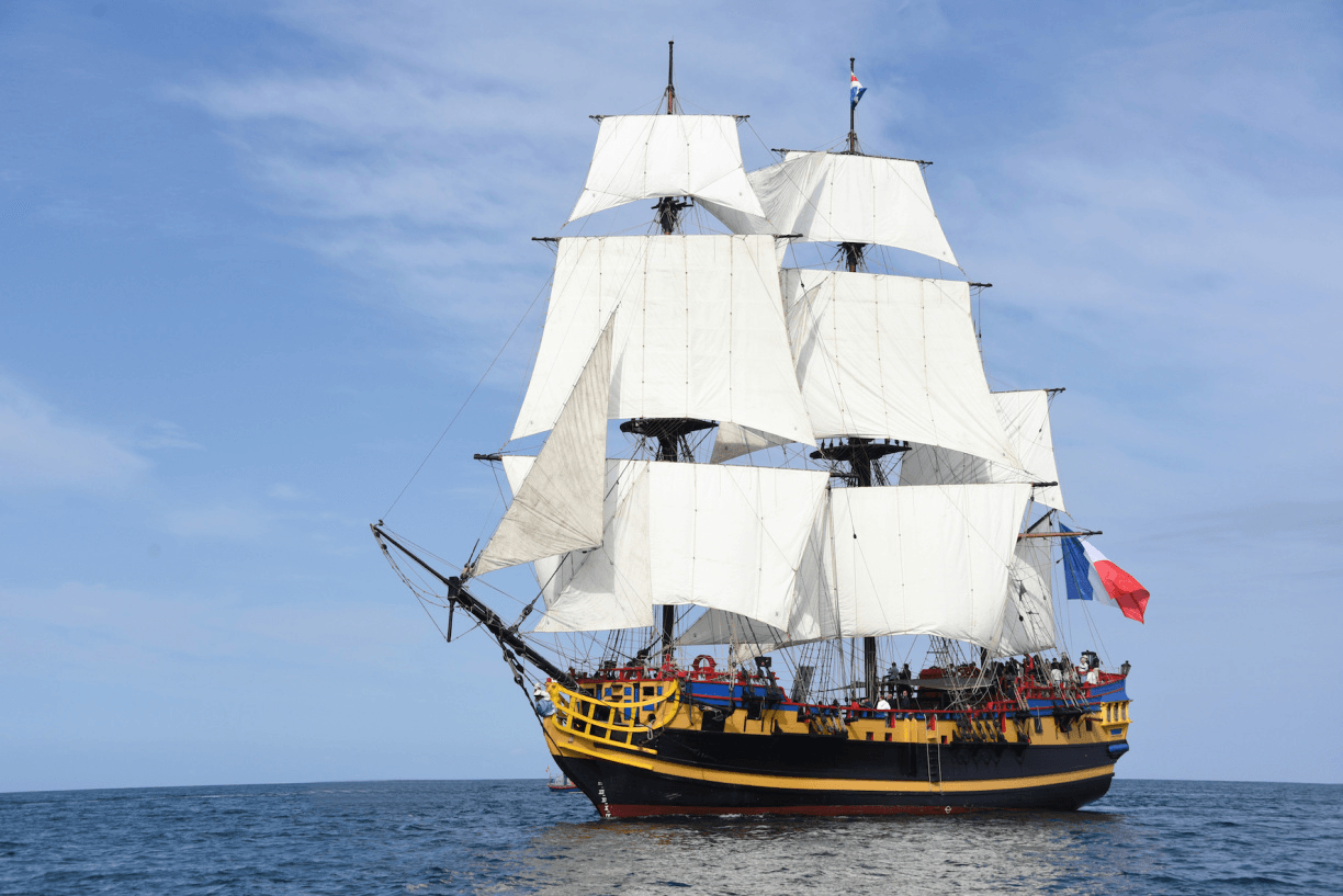 Etoile du Roy tall ship