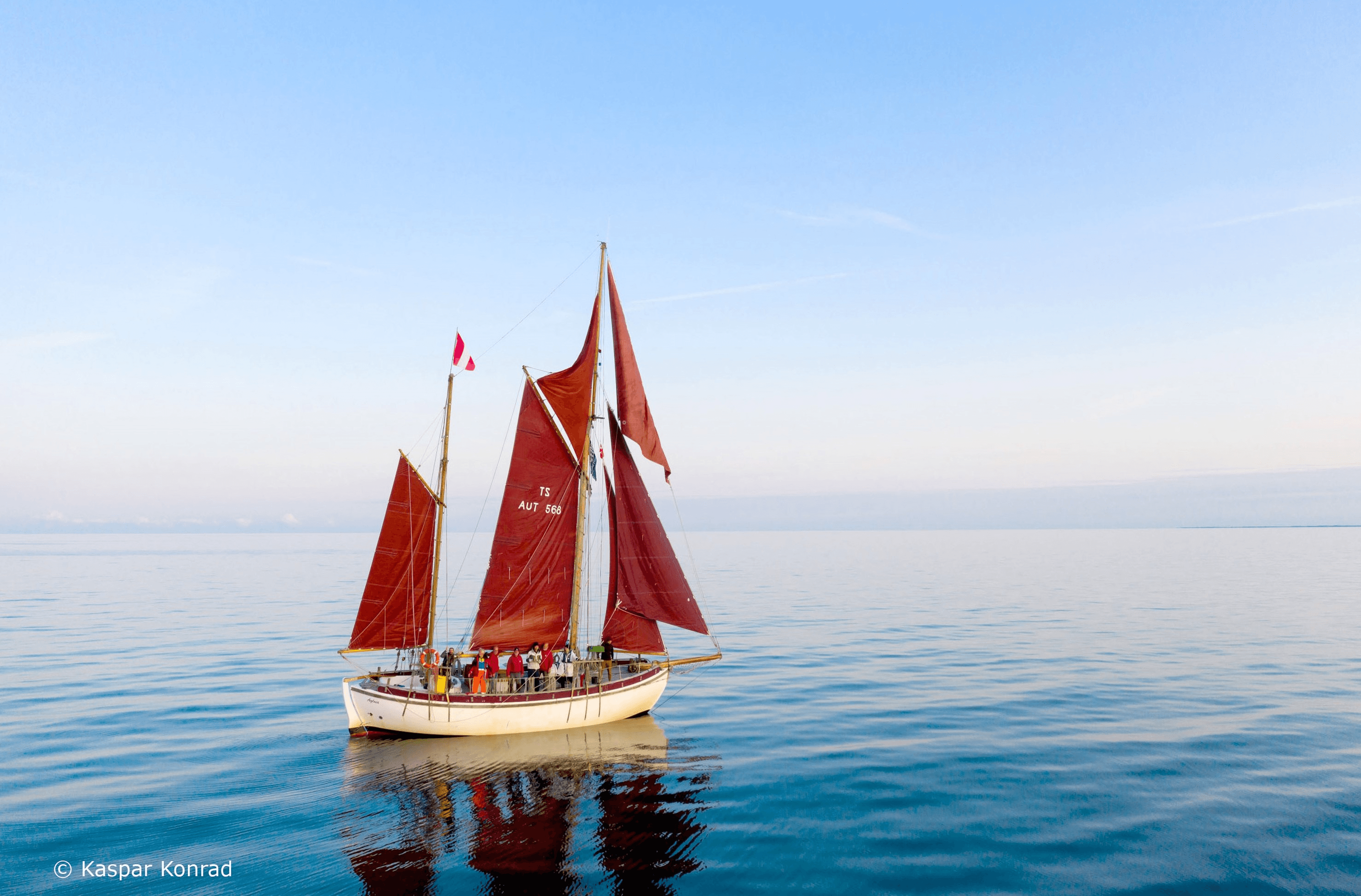 Aglaia tall ship